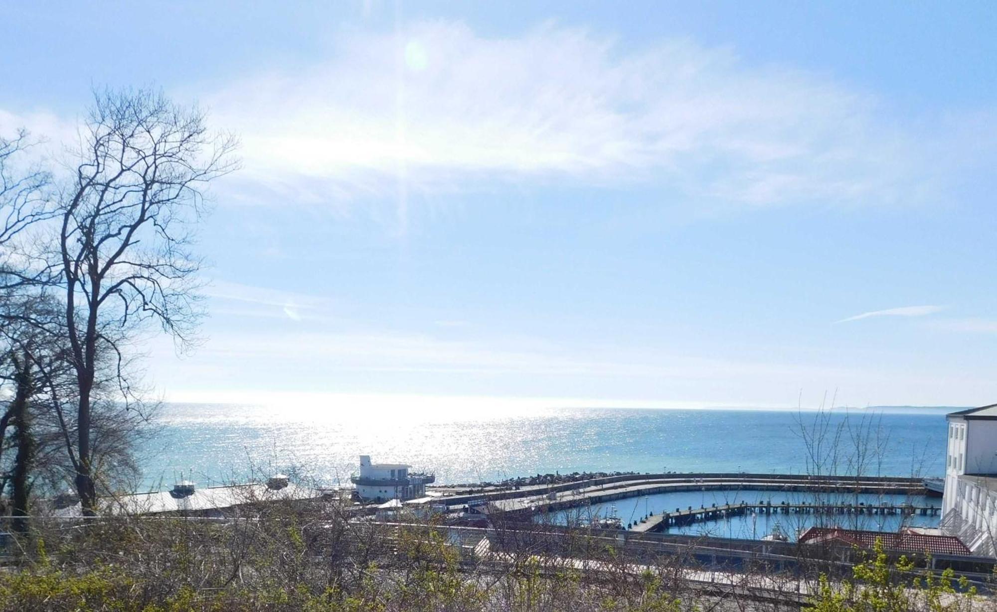 Apartamento Seelotsenstation Sassnitz Mit Hafenblick By Unsere Urlaubszeit Exterior foto